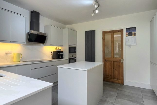 81, Lime Tree Avenue, Coventry photo 3