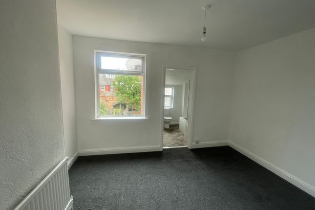 14, Nottingham photo 5