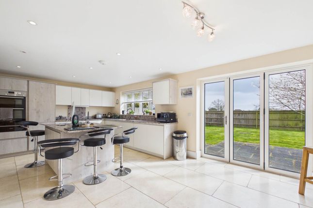 Bridgeways House, Four Acres, Aylesbury photo 3