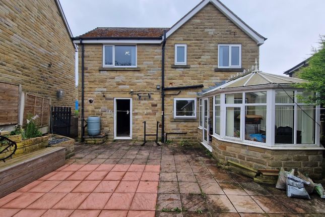 Thumbnail Detached house to rent in Ponyfield Close, Birkby, Huddersfield