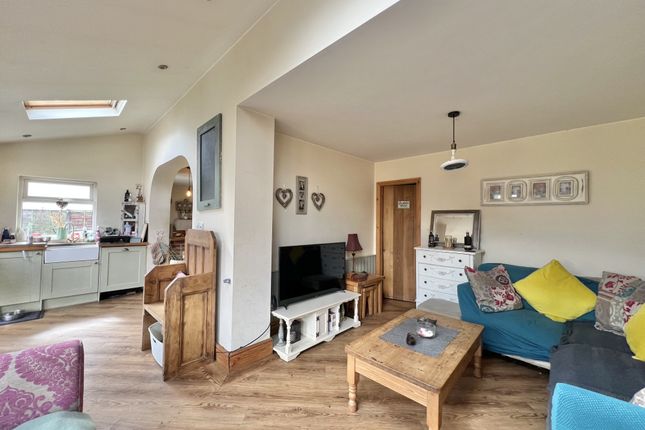Hawthorn Cottage, Rosslyn Avenue, Preesall photo 2