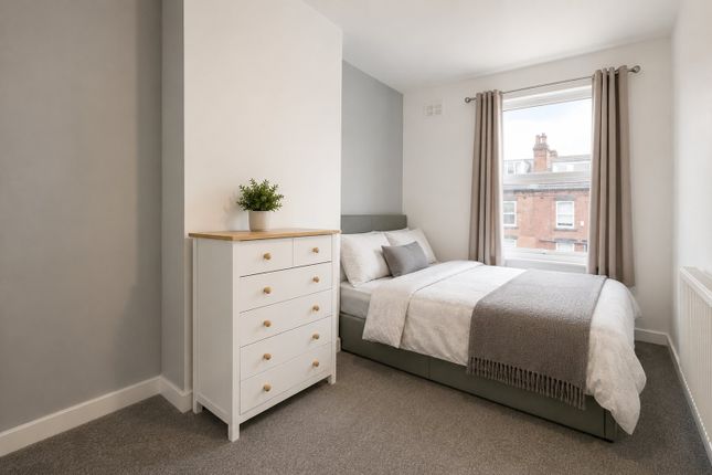 36, Martin Terrace, Leeds photo 4