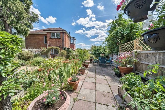 54, Mereworth Drive, Shooters Hill photo 4