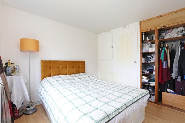 Flat for sale in Harford House, Camberwell