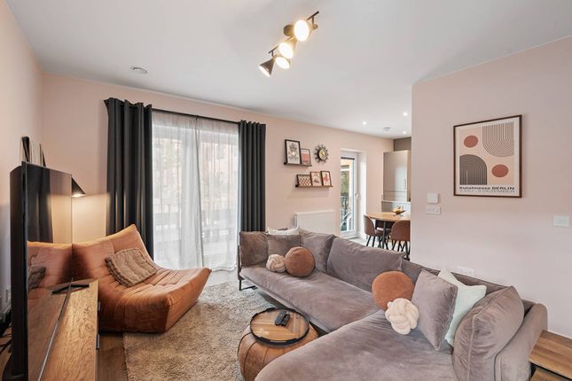 Flat 3, 91 Ocean Drive, Edinburgh, EH6 6BW photo 4