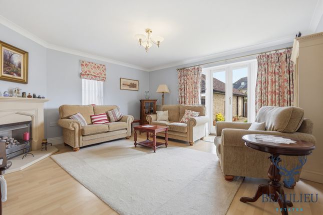 8, Louvain Drive, Beaulieu Park photo 4