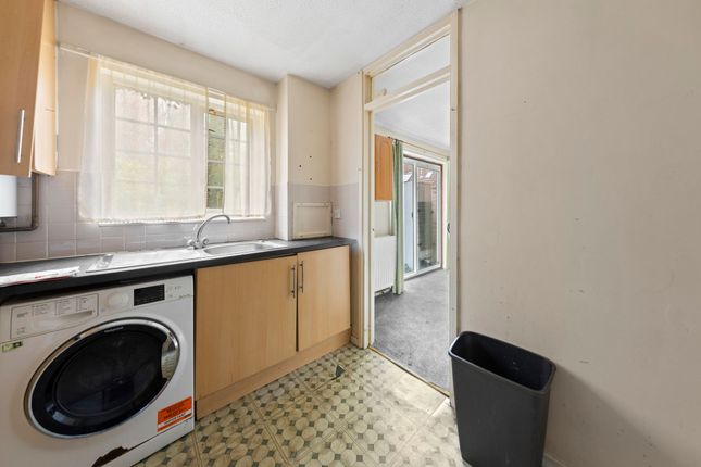 12 Gregory Close, Warrington photo 3