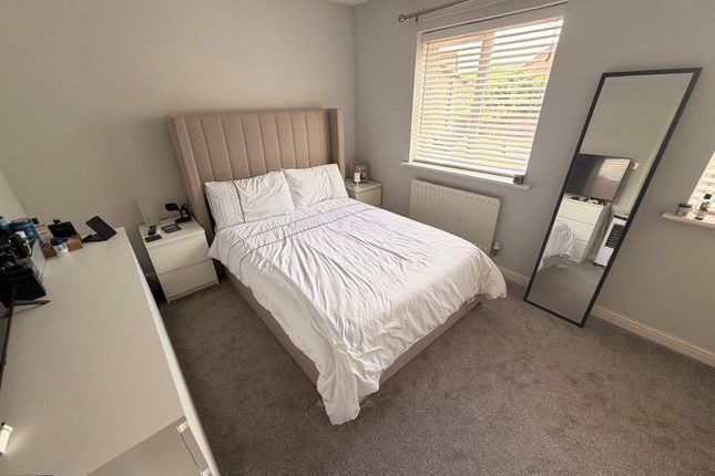 7, Lucerne Avenue, Bicester photo 3
