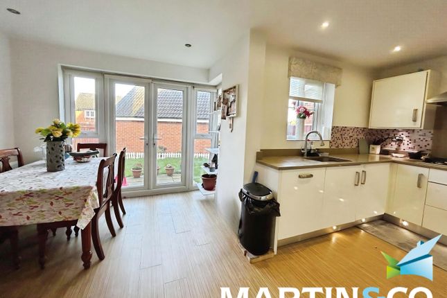7, Foreman Road, Wakefield photo 4