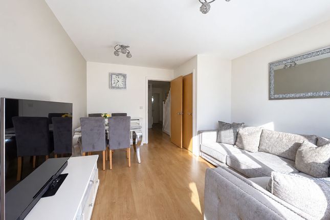 1 Linnitt Road, Snodland photo 3