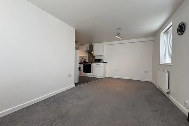 9d, Gordon Road, Thatcham photo 2