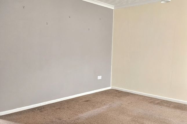 8, Lexington Close, Great Yarmouth photo 2