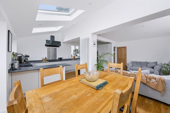 31, Braybon Avenue, Brighton photo 4