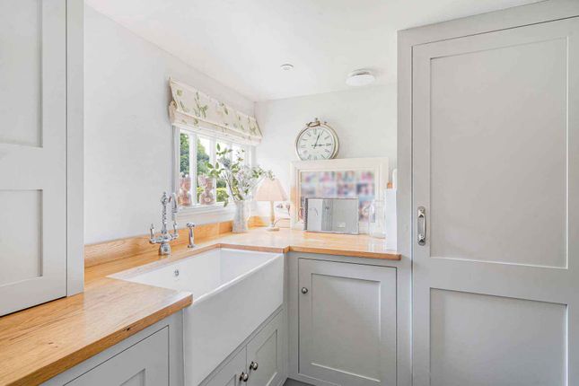 Myrtle Cottage, Aston Upthorpe photo 4