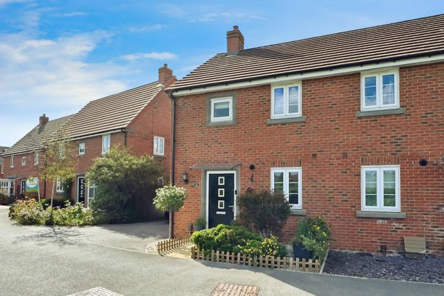 Ewemove Estate Agents Basingstoke - Hewitt Road -