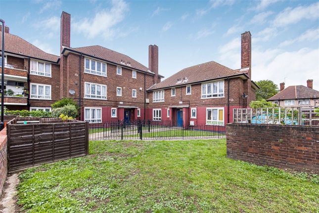 Flat for sale in Fendt Close, London