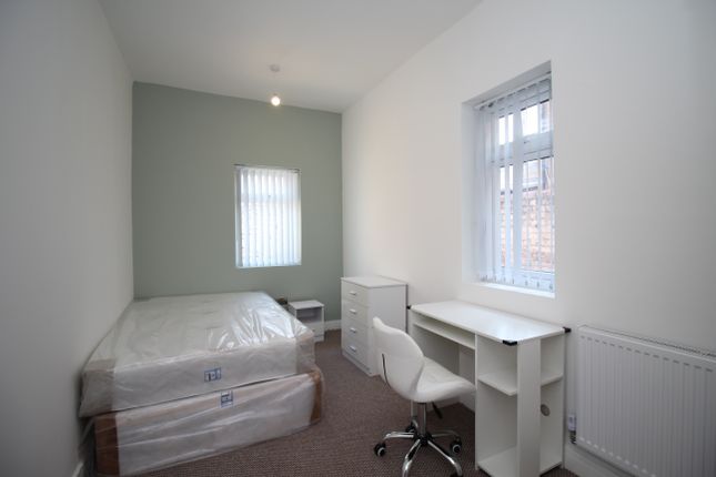 Thumbnail Shared accommodation to rent in Ferry Road, Barrow