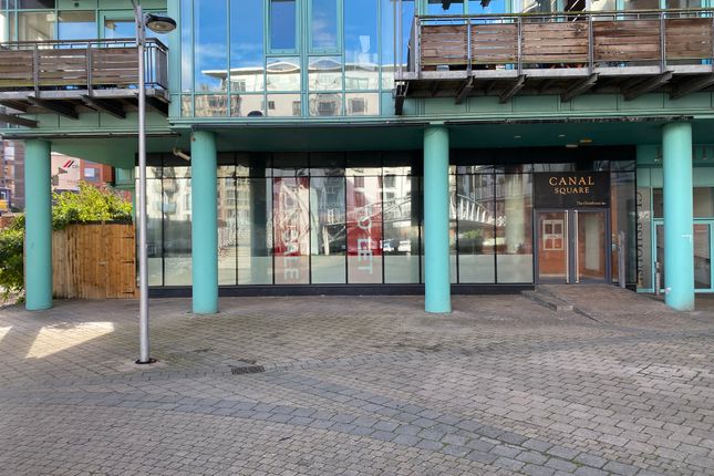 Leisure/hospitality to let in The Glasshouse, Canal Square, Birmingham