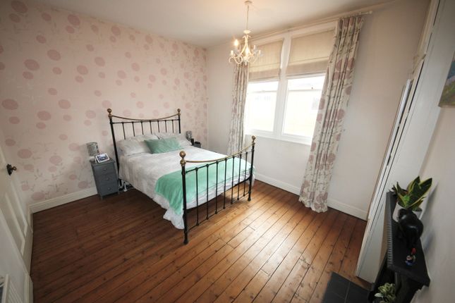 39, York photo 5