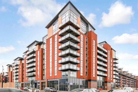 3-bed flat on Dunlop Street, Glasgow, G1 4ET, Glasgow, £3,200/mo
