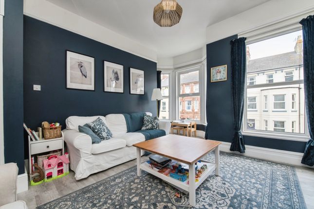 Flat 2, 10, Morton Road, Devon photo 2