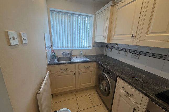 56, Mellish Road, Rugby photo 4