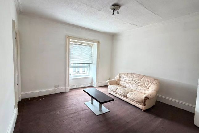 19, Townhead Street, South Lanarkshire photo 2