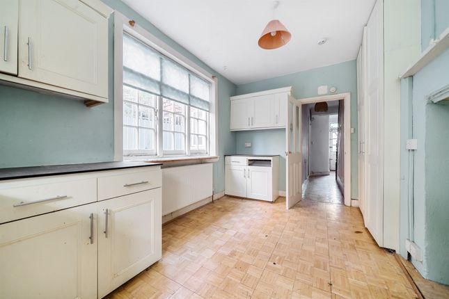 Terraced house for sale in River View, Enfield