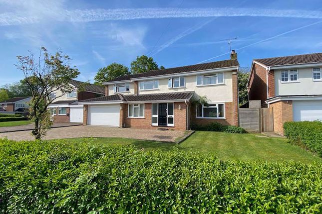 Thumbnail Detached house for sale in Limmers Mead, Great Kingshill, High Wycombe