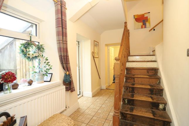 17 Mill Street, Pontypridd photo 4