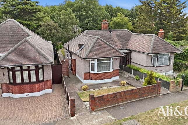 1-bed house on 75 Rookery View, Grays, £315,000