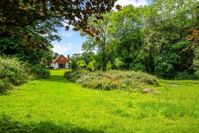 Woodland Dell, Byers Lane, Godstone photo 2