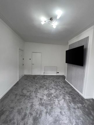 Flat A 18, Norman Terrace, Leeds photo 3