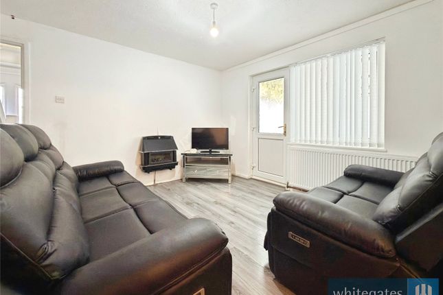 2, Longridge Walk, Merseyside photo 2