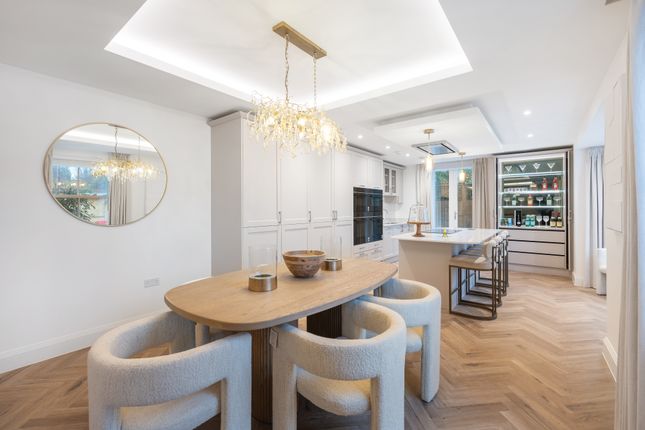 Plot 1, 155, Shalford Lodge, Kingston Hill, Kingston Upon Thames photo 2