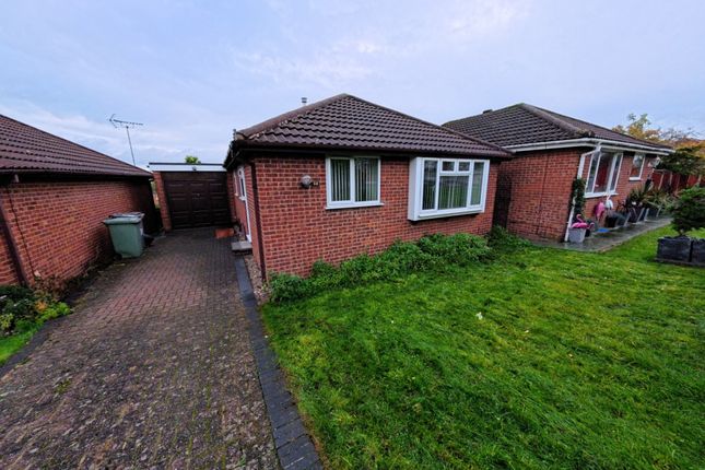 2-bed bungalow on Erica Drive, Alfreton, £140,000