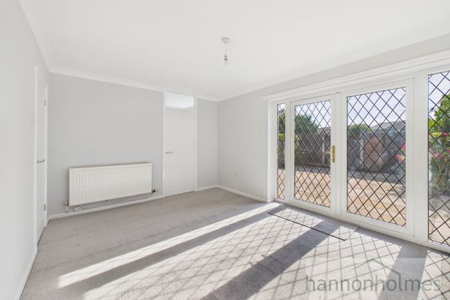 64, Hatherleigh Walk, Bolton photo 3