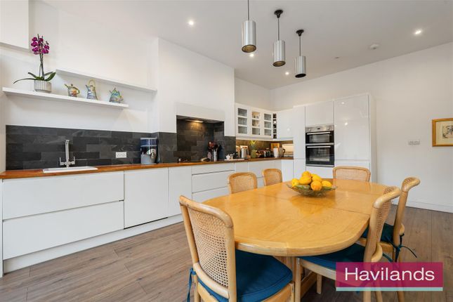 23a, Station Road, Winchmore Hill photo 3