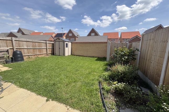 9, Keeper Hill Drive, Peterborough photo 4