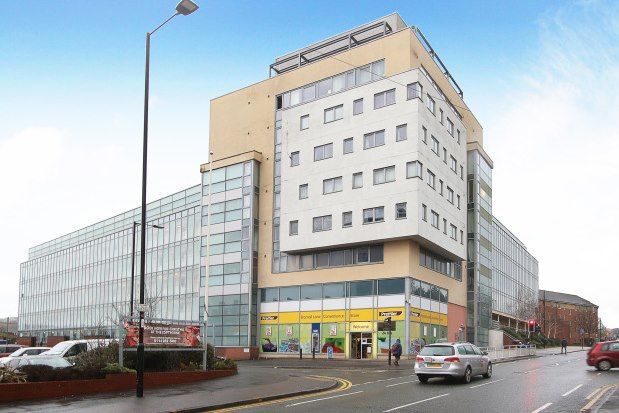 Thumbnail Flat to rent in 323 Bramall Lane, Sheffield