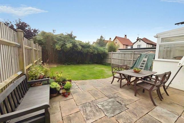 51,, Navarino Road, West Sussex photo 2