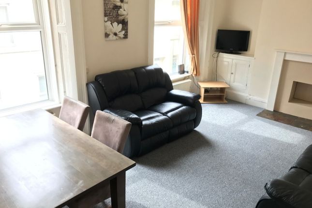 Thumbnail Property to rent in Clifton Place, North Hill, Plymouth