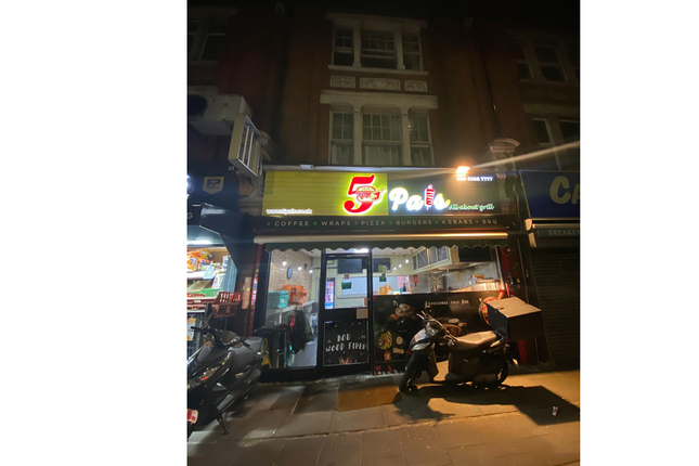 Thumbnail Restaurant/cafe for sale in Queens Parade, Friern Barnet Road, London