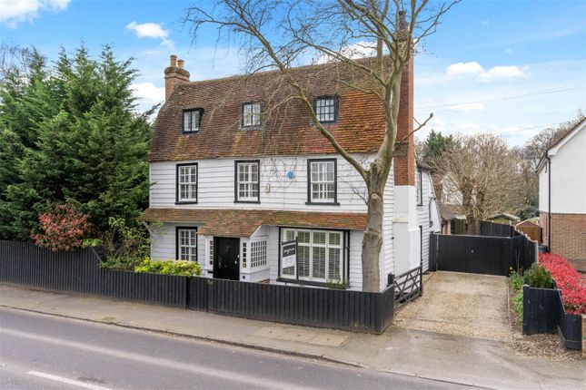 Detached house for sale in Brentwood Road, Herongate, Brentwood CM13
