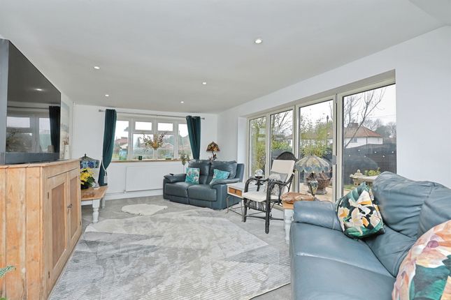 Meadow View, Ploughboy Lane, Thetford photo 4