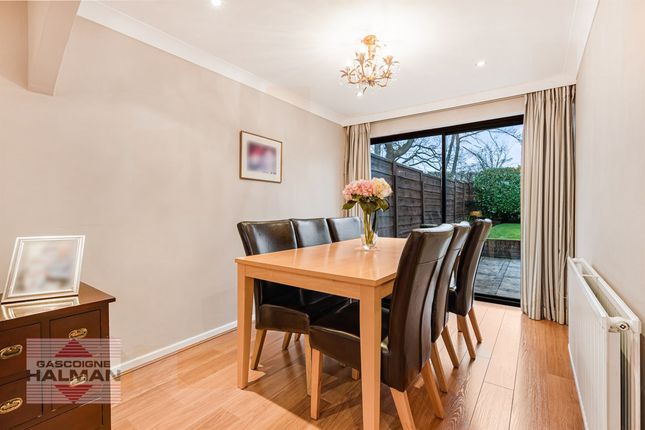 3 Hallwood Road, Wilmslow photo 4