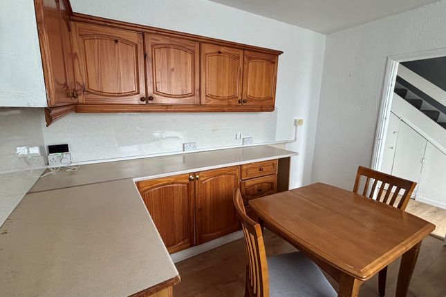 115a, Mungo Park Road, RAINHAM photo 3