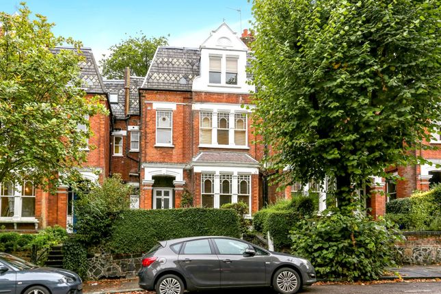 Thumbnail Flat to rent in Whitehall Park, London