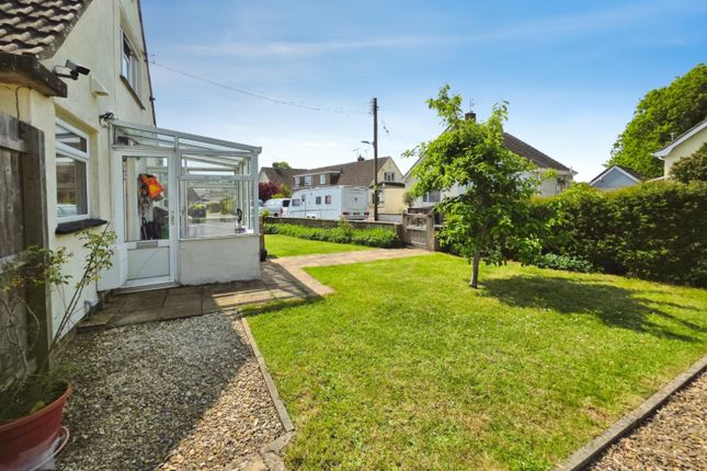 13, Gannicox Road, Stroud photo 4