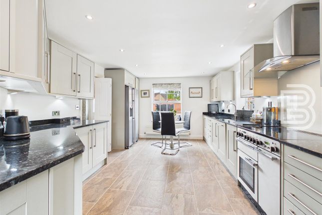 1, Brambling Close, Rugby photo 3